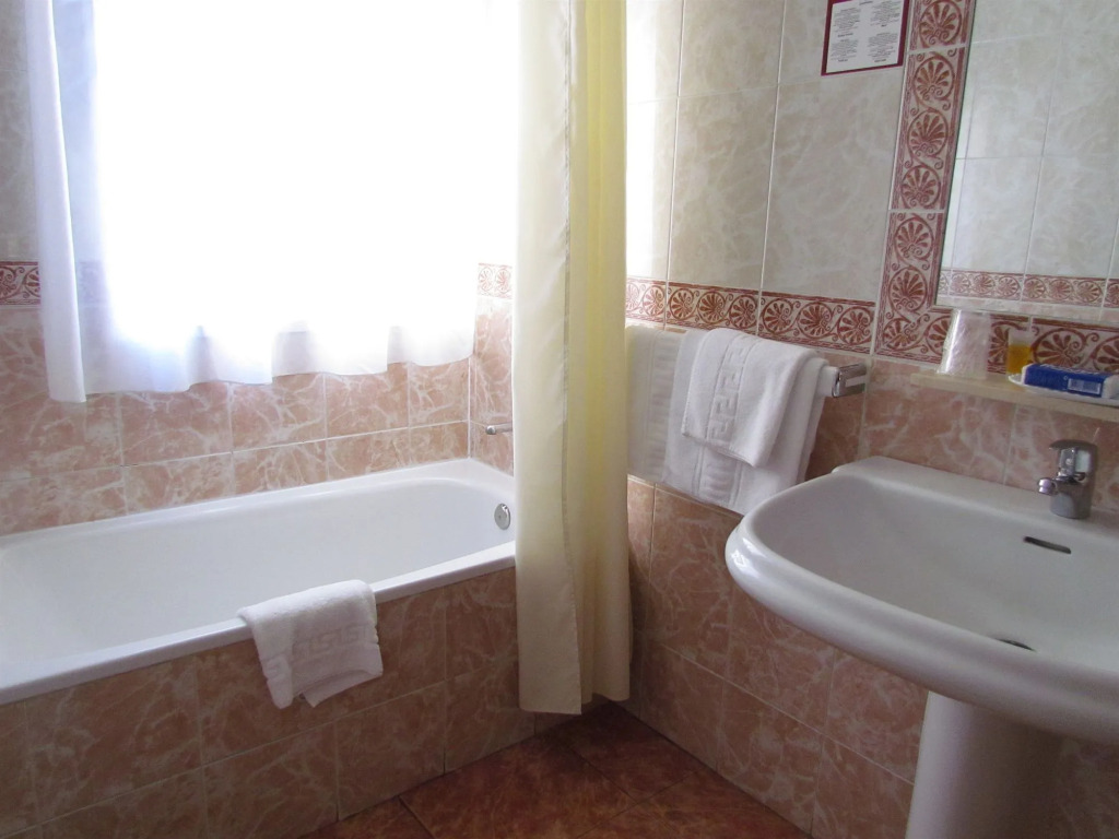Hotel Zeus