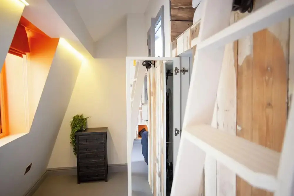 Higgihaus 26 Clare Street Aparthotel