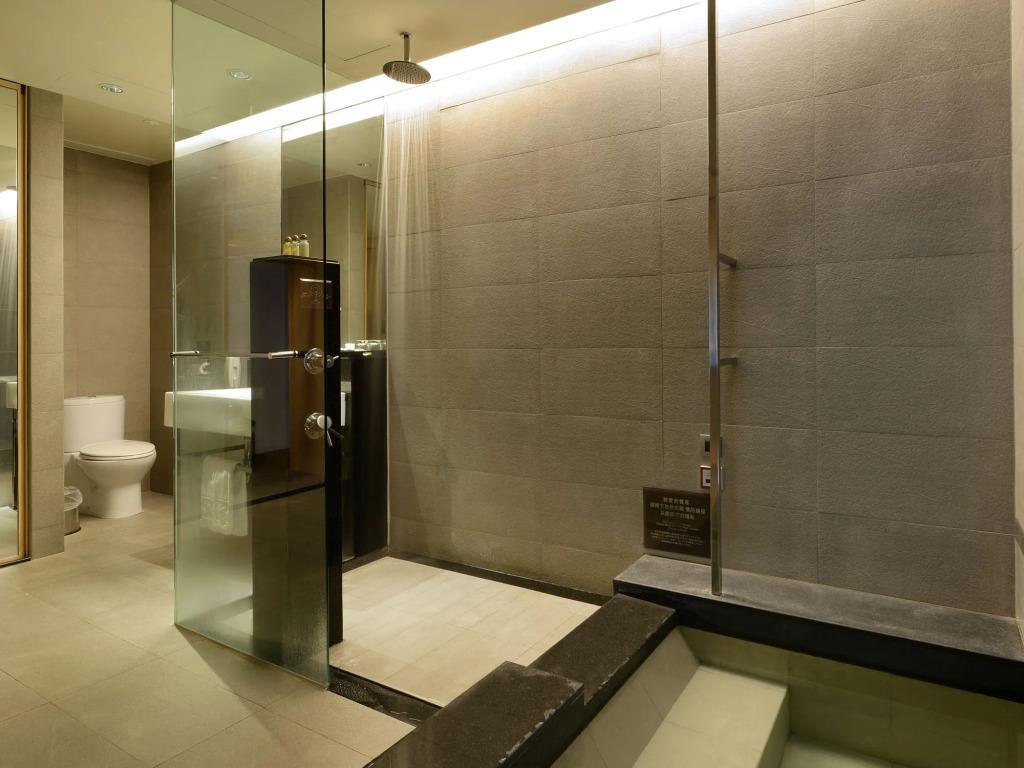 Freshfields Hotel