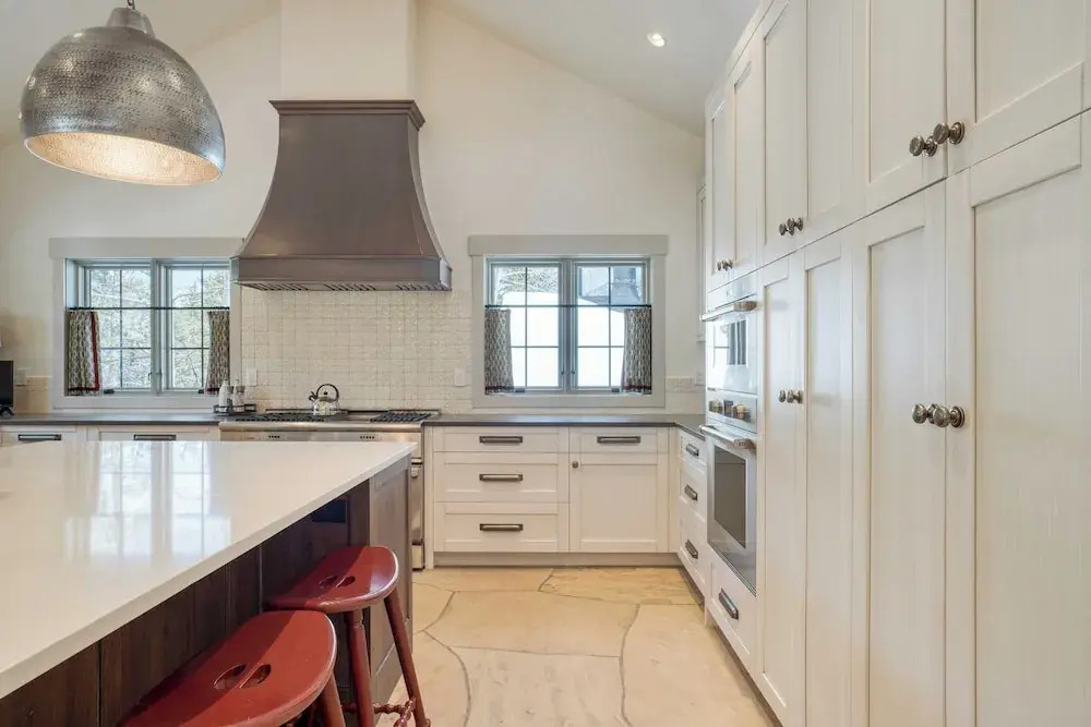 Luxury Mountain Estate w/ Indoor Pool, Gym & Hot Tub Near Keystone | Sleeps 19