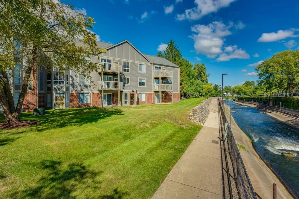 Kasa South Bend-Notre Dame Apartments