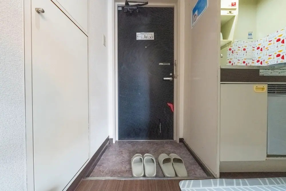 Namba West 5 connecting room