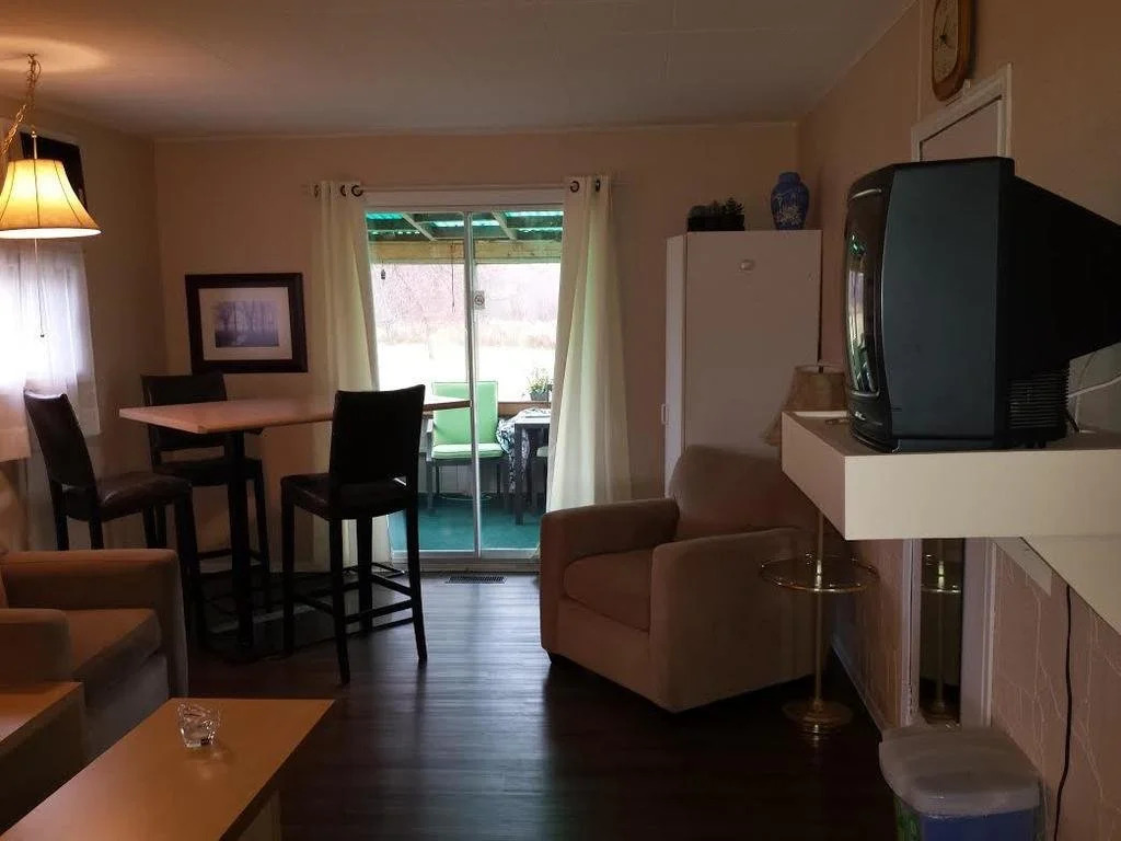 New Country Motel