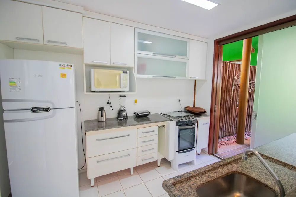 IT02 Bangalo 2 Suites em Itacimirim