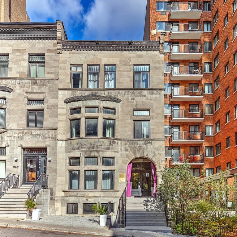Golden District Mcgill Downtown Stays Studios design