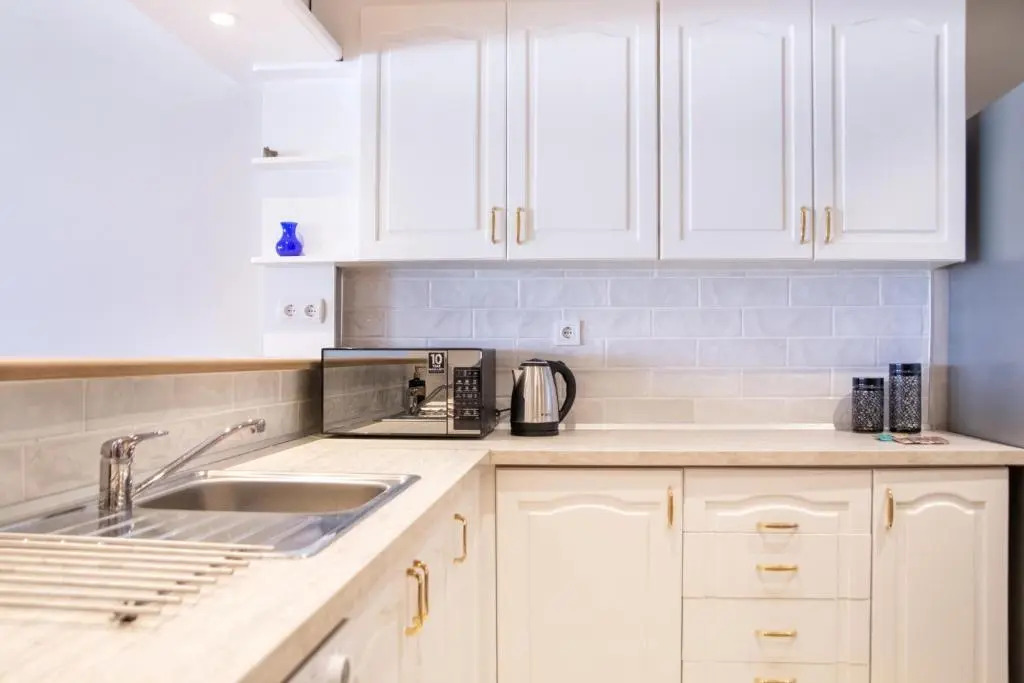 Spacious Flat With Sea View In Zmir Karsiyaka