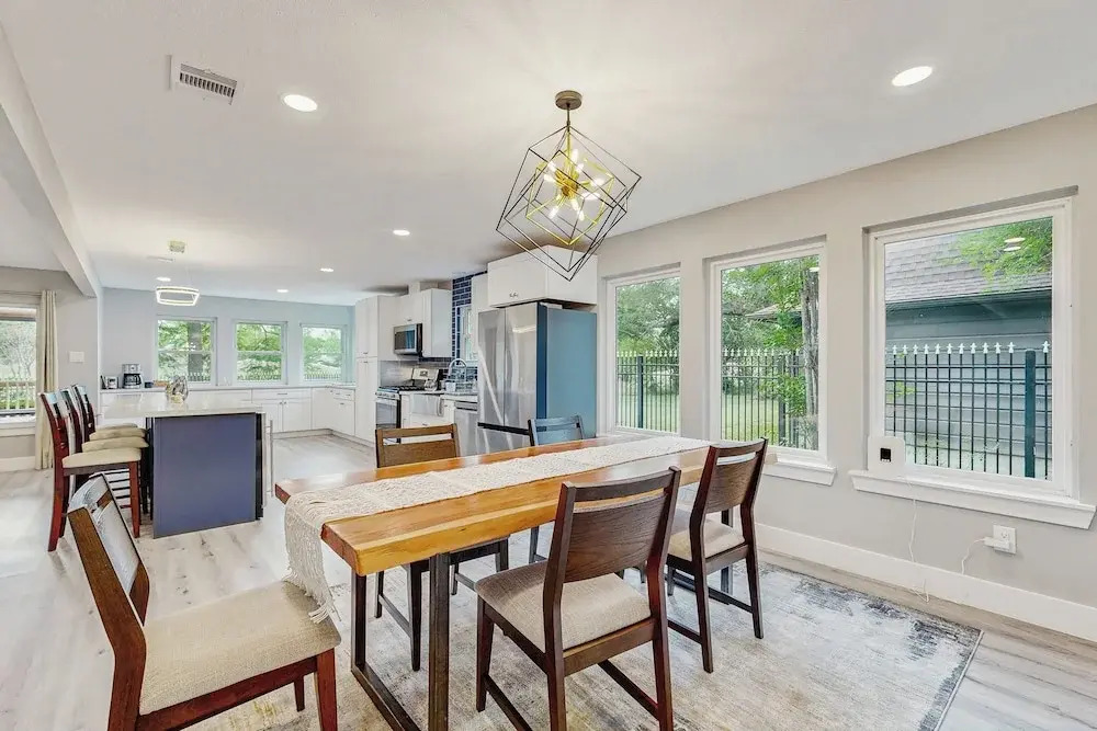 Relaxing Dog-friendly Home w/ Deck & Wifi