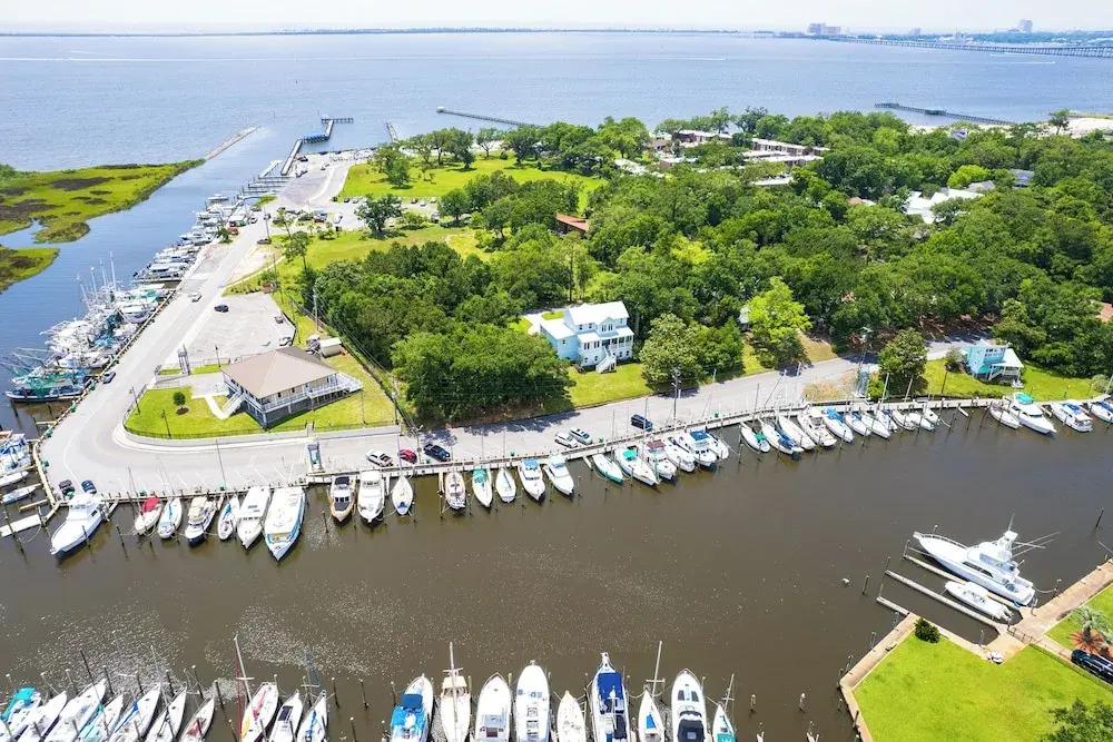 Chic Ocean Springs Vacation Rental Near Downtown!