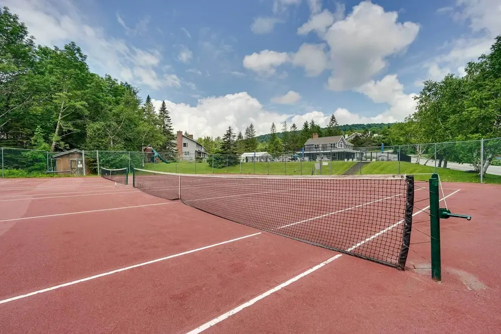 Adventure Home: Trails, Pool, Gym & Tennis Access