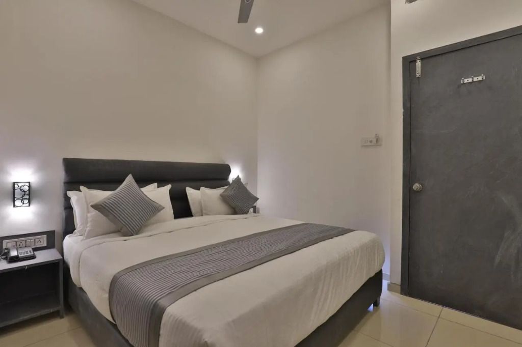 Nova Hotel New Crossroad