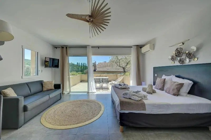 Le Clos Saint Michel Resort & Spa