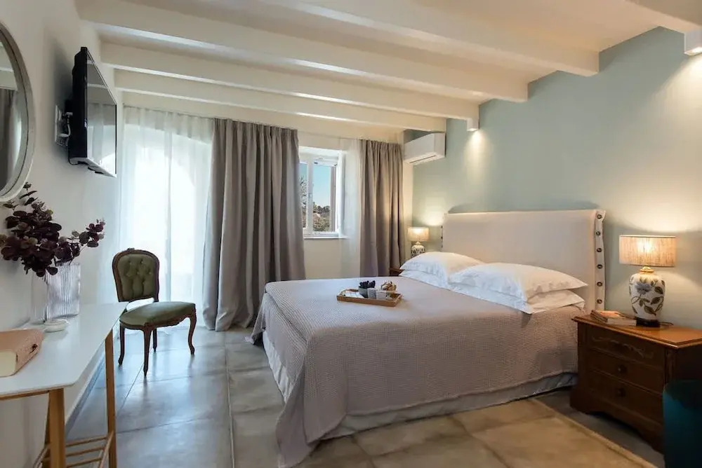 Iliopetra House 3 - Corfu Poolside Retreat