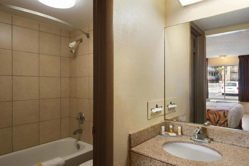 Days Inn Tampa North of Busch Gardens