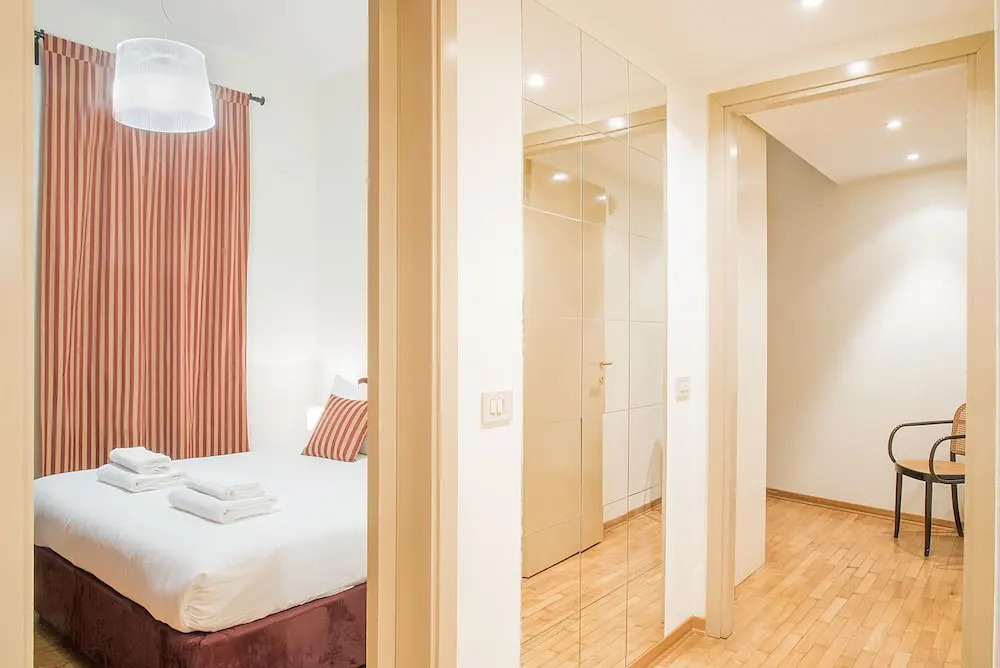 easyhomes - San Babila Corridoni