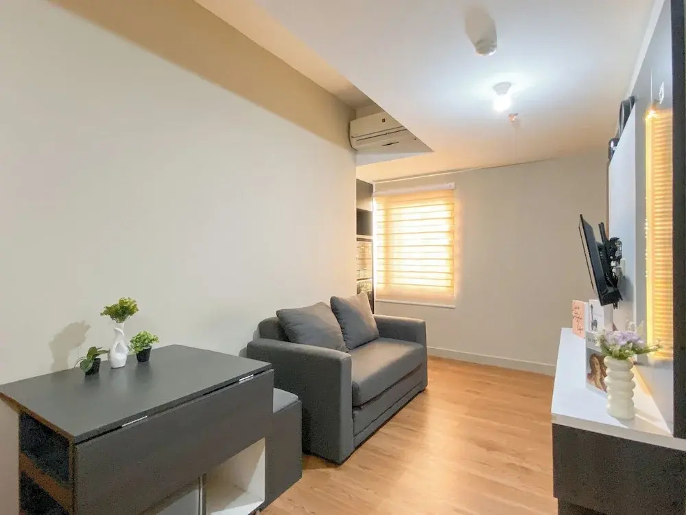 Great Choice 2Br At Lrt City Jatibening Apartment
