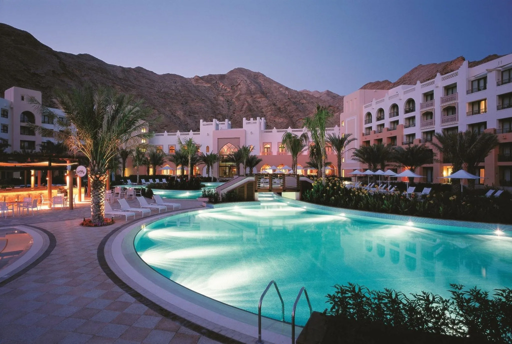 DoubleTree By Hilton Muscat Al Waha
