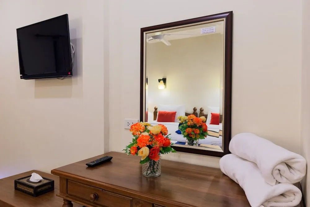 Batic House By Sharaya Hotel