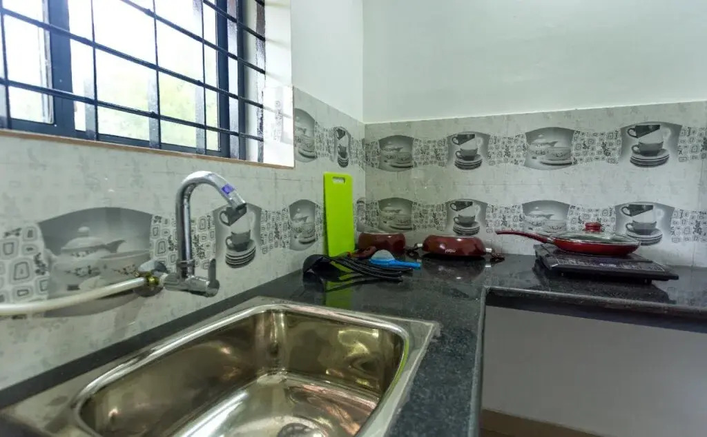 Chithrapuzha Residency by OYO Rooms