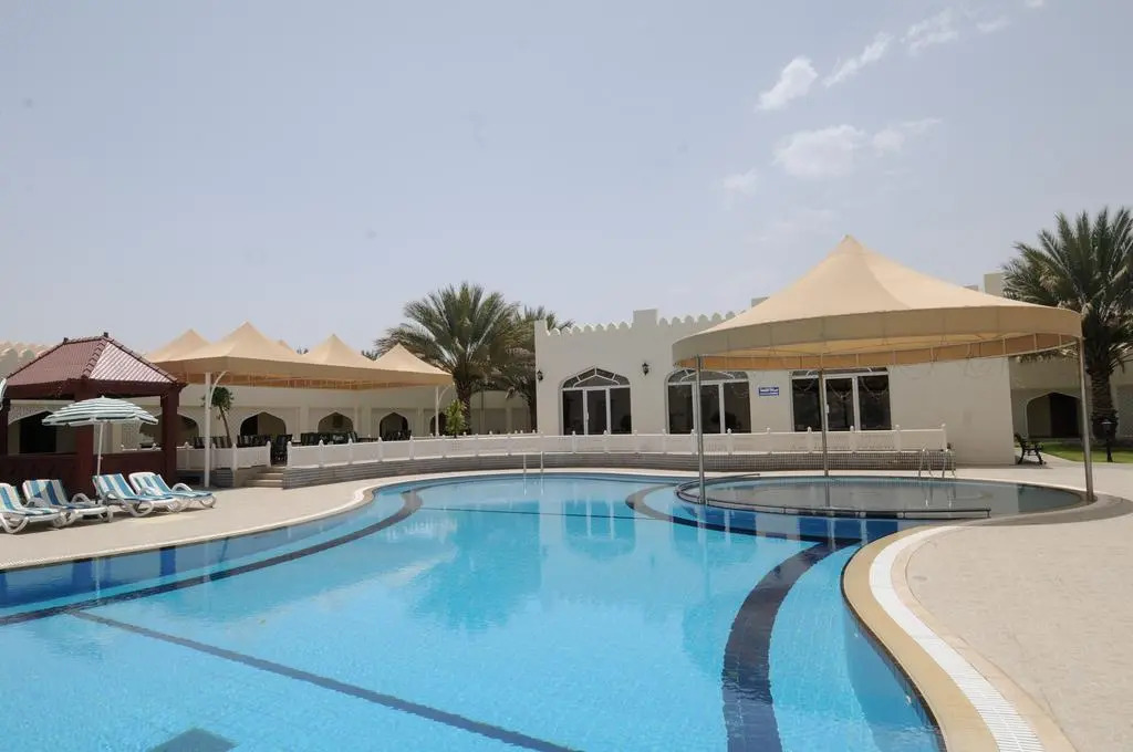 Falaj Daris Hotel