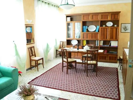 Apartment with Beautiful Sun