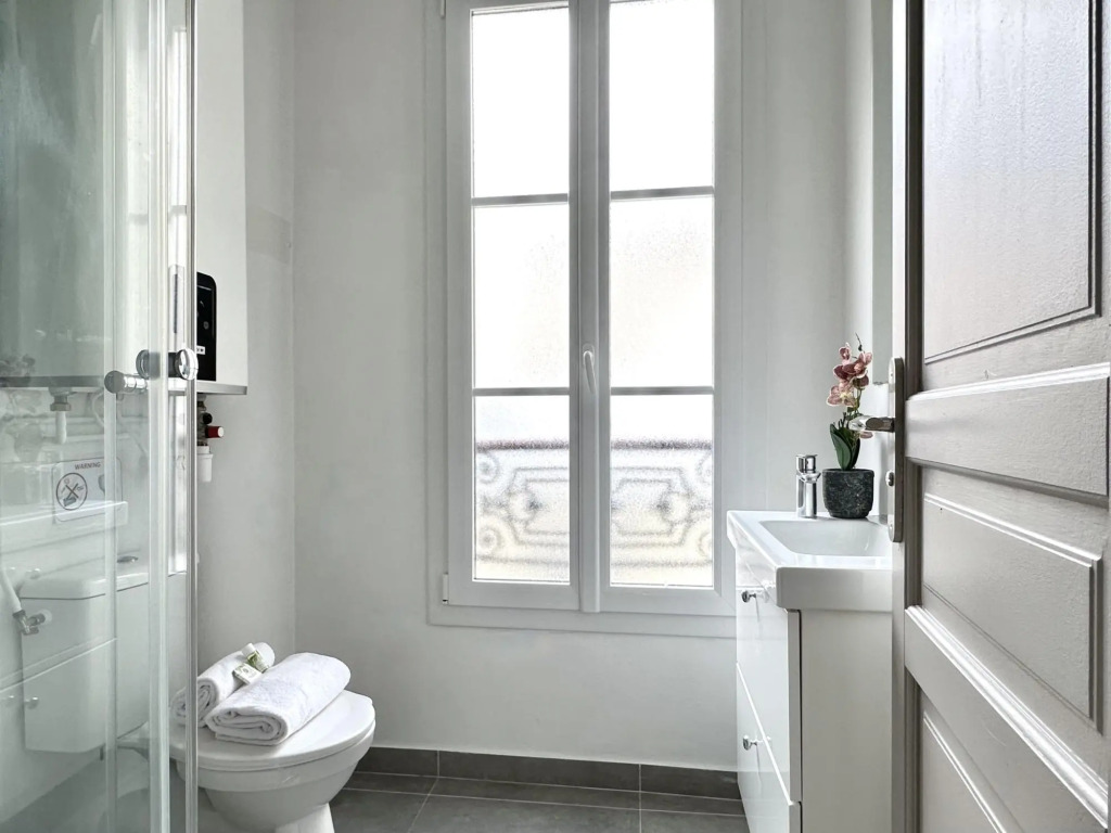 B 2065 -  Arc de Triomphe - Appartement familial