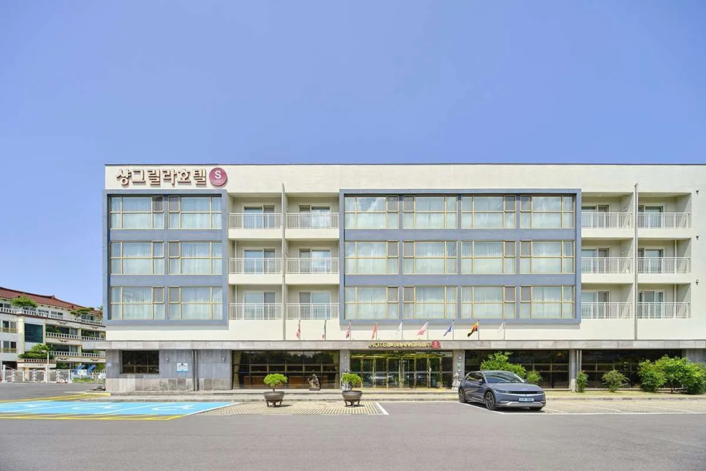 Shin Shin Hotel Jeju City