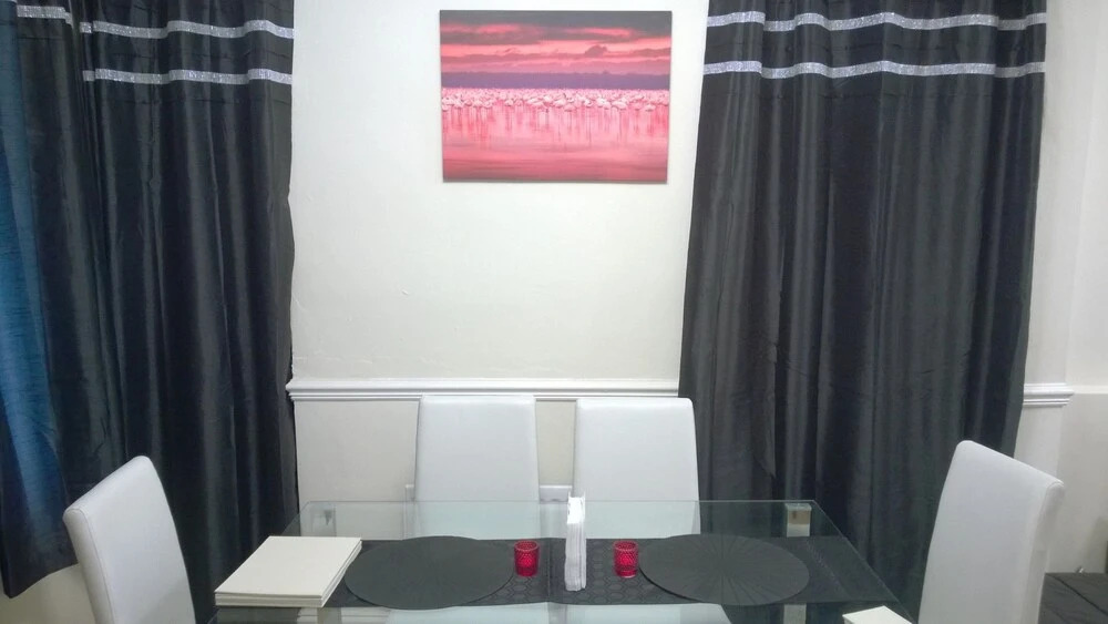 Queen Guest House