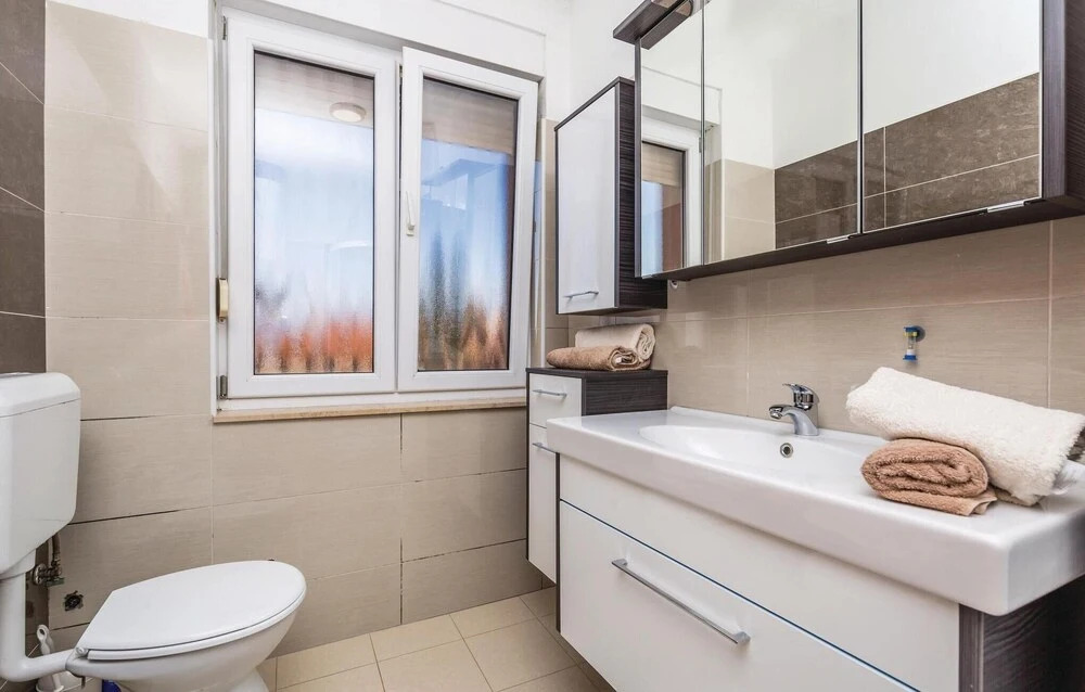 Amazing Home in Rijeka With Wifi and 2 Bedrooms