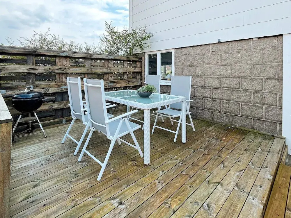 4 Person Holiday Home in Kungshamn-by Traum