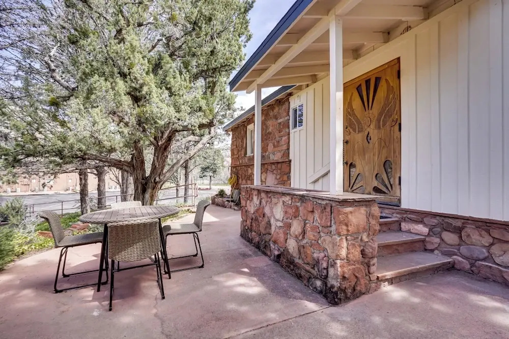 Meditation Garden & Patio: Serene Sedona Gem