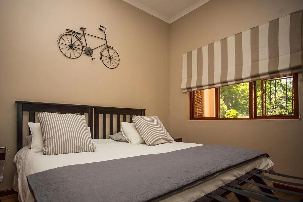 Dirtopia Trail Lodge