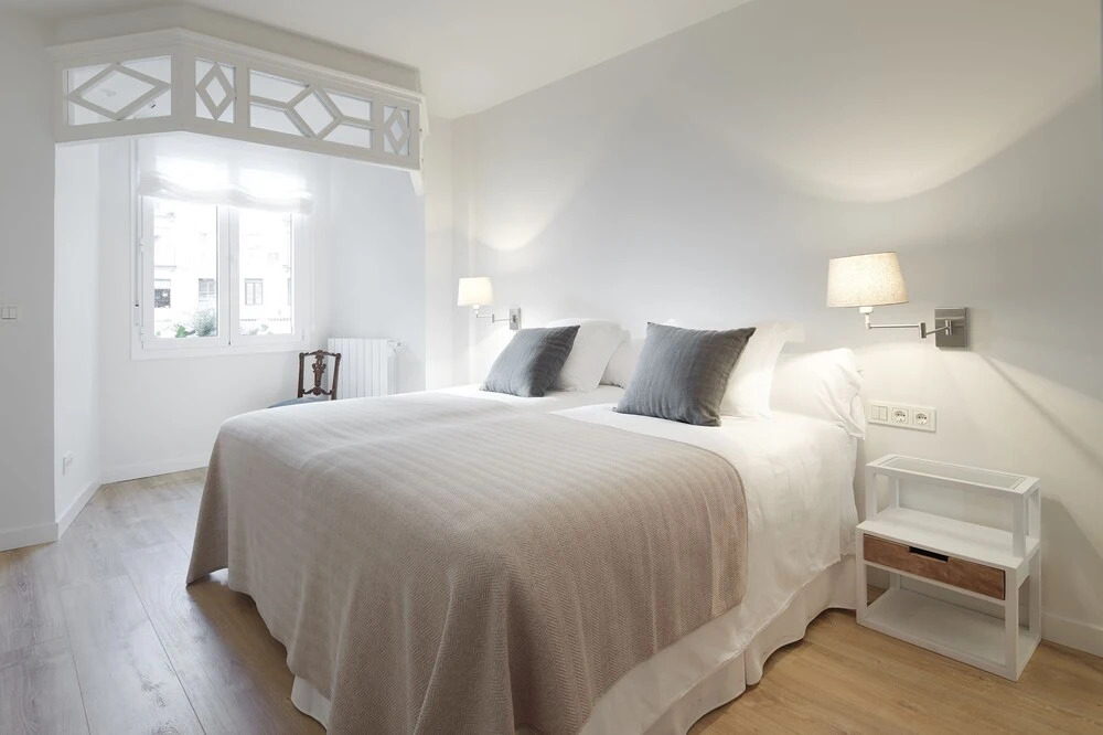 Playa de Ondarreta 4 by FeelFree Rentals