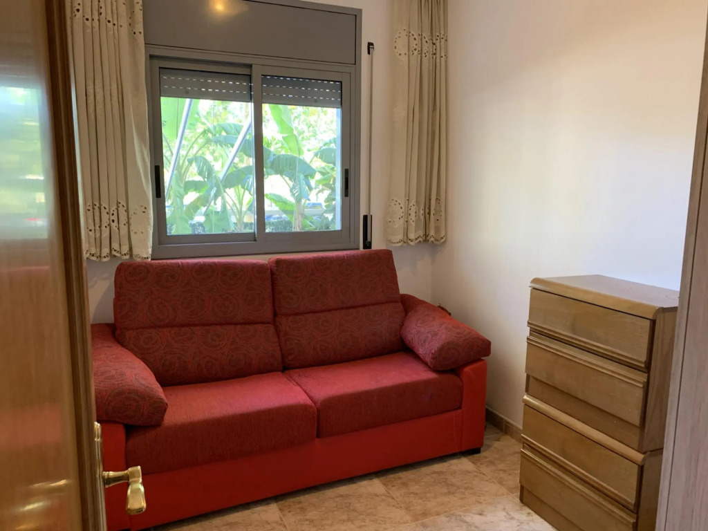 Bajos Con Terraza Privada Y Zona Comunitaria