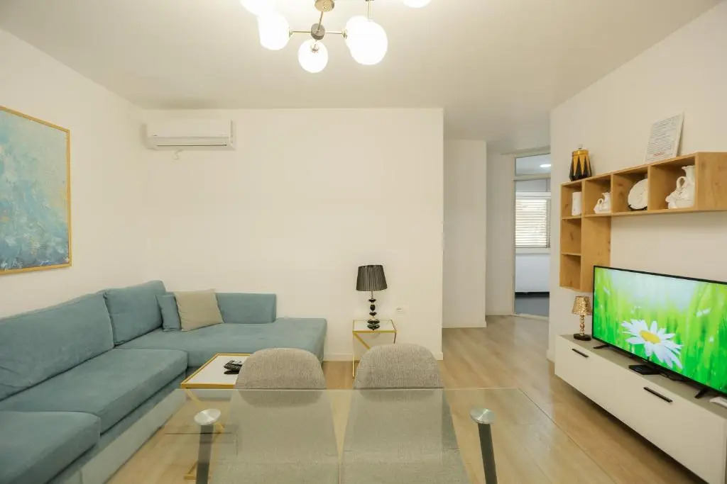 Miku Apartment-Premium 2BD At Wilson Squear