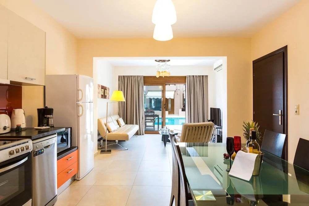 If on Vacation in Rethymnon, Crete This is a Grand Selection