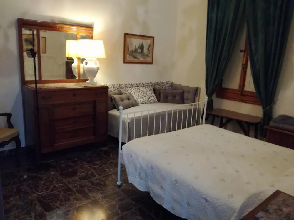 Rooms by Anna