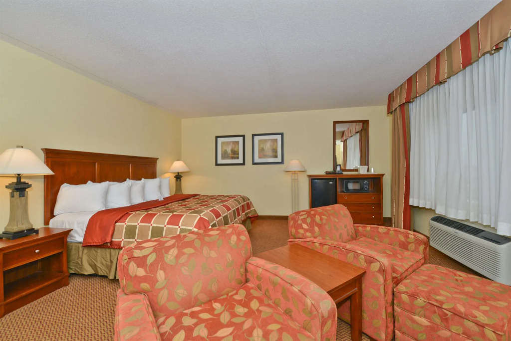 Ramada Platte City Kci Airport