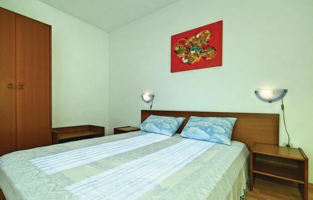 Awesome Home in Tar-vabriga With Wifi and 1 Bedrooms