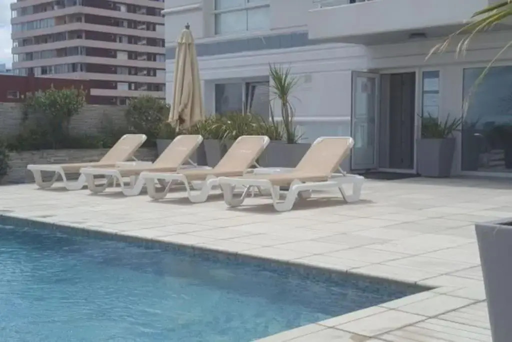 Lux Tower. Departamento 3 ambientes. Pleno centro