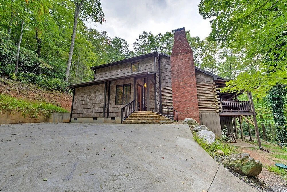 Mountain Cove 7 Bedroom Home