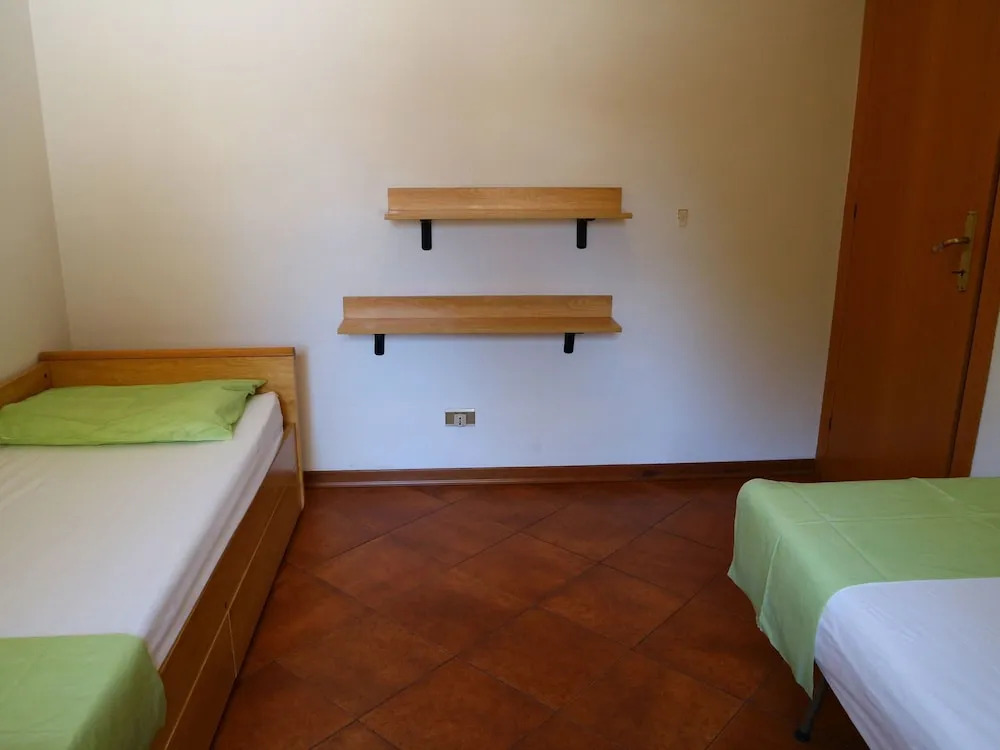Cozy Appartment In Marina Di Massa Just 500M From The Sea And From The Beach