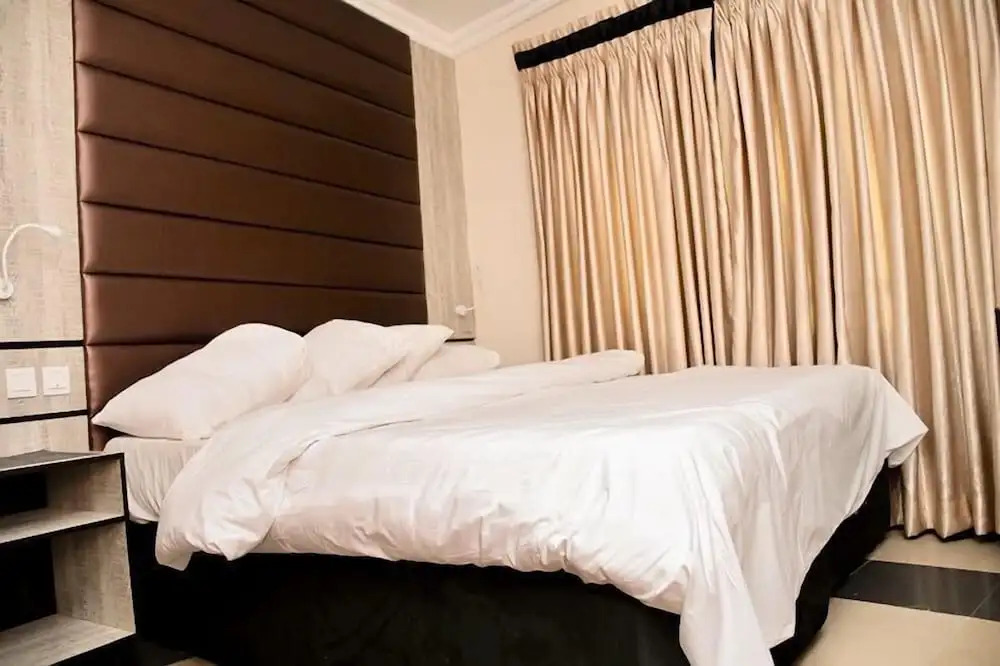 Kelin Court Hotel