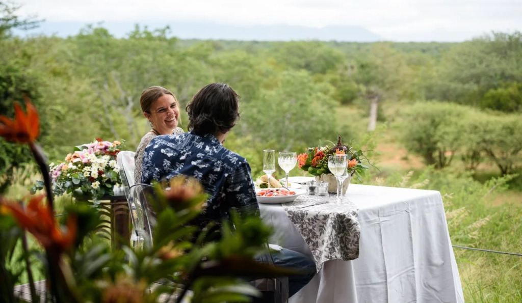Khaya Ndlovu Safari Manor