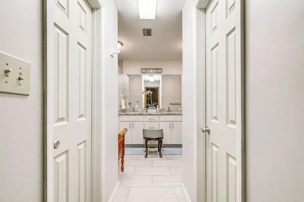 Tampa Area Home w/ Indoor Pool, Families Welcome!