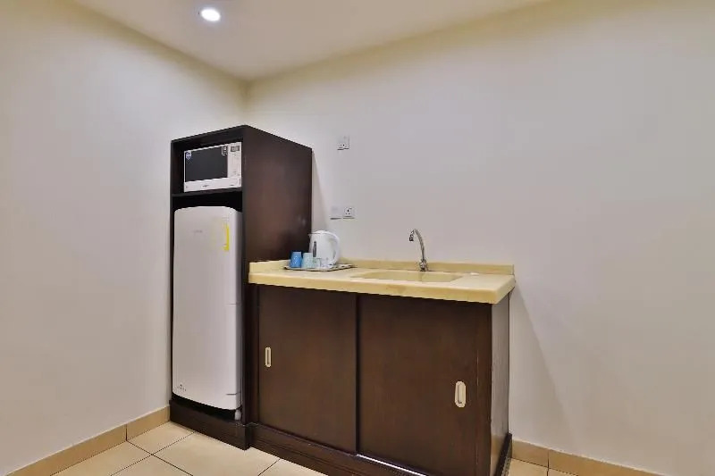 Capital O 183 Ahlah Al Ayam Hotel