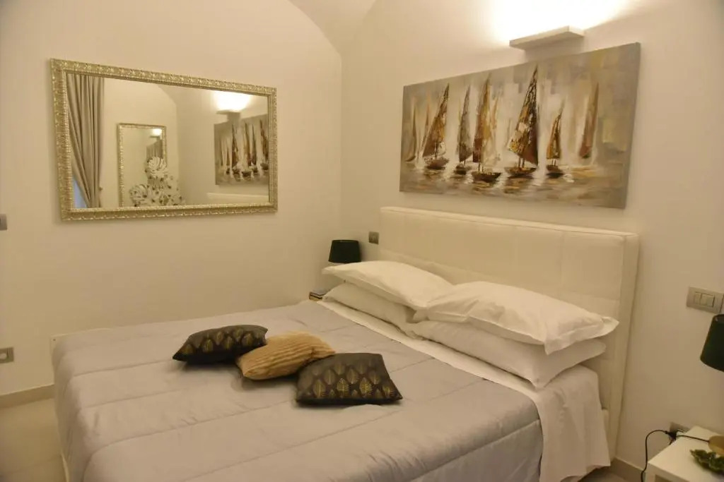 Conte Max Rooms