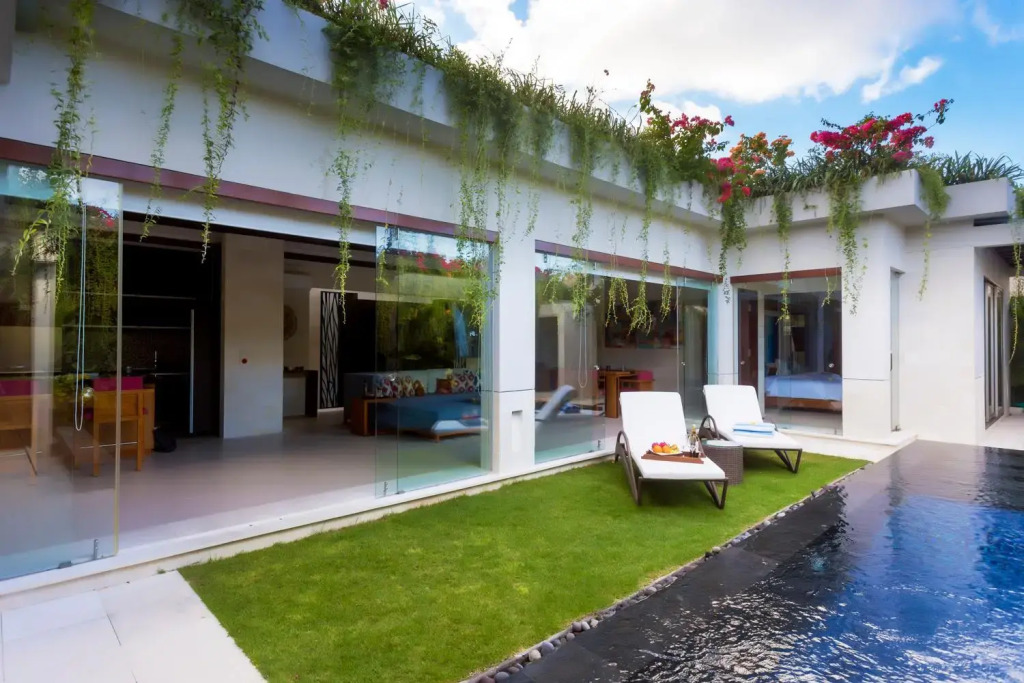 Villa by the Beach