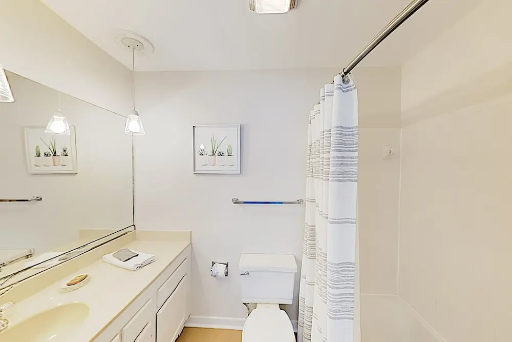 New Listing! All-suite W/ Resort Amenities 3 Bedroom Condo