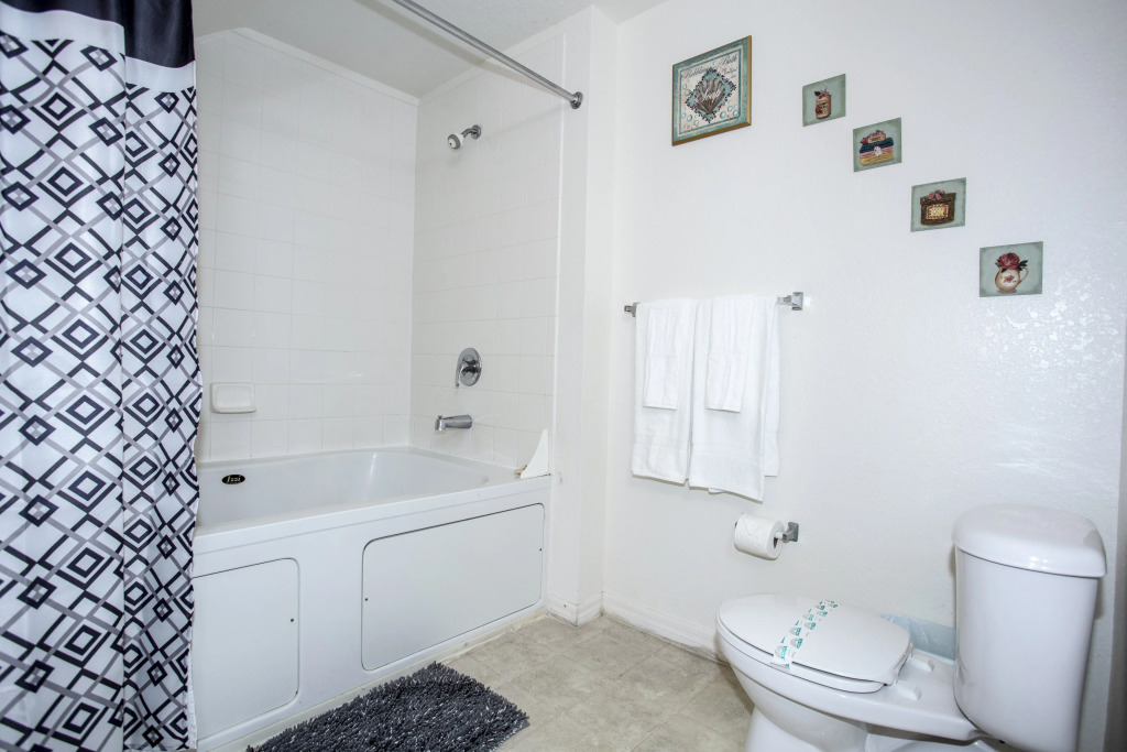 4560 Seven Dwarfs - AMAZING 4 BEDS NEAR DISNEY , KISSIMMEE, US