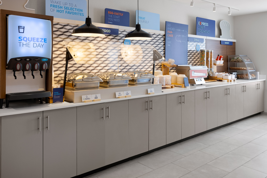 Holiday Inn Express & Suites Wyomissing by IHG